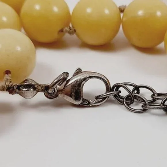TWO STRAND YELLOW JADE NECKLACE - QUING DYNASTY - 10 MM EACH
